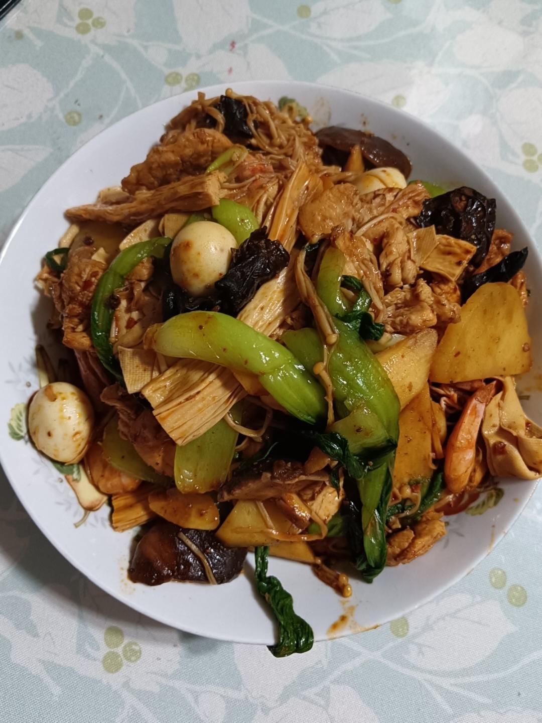 家庭聚会被赞爆的～麻辣香锅 今天这道菜太给撑场面了
