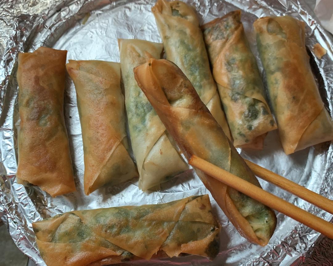 荠菜虾仁春卷