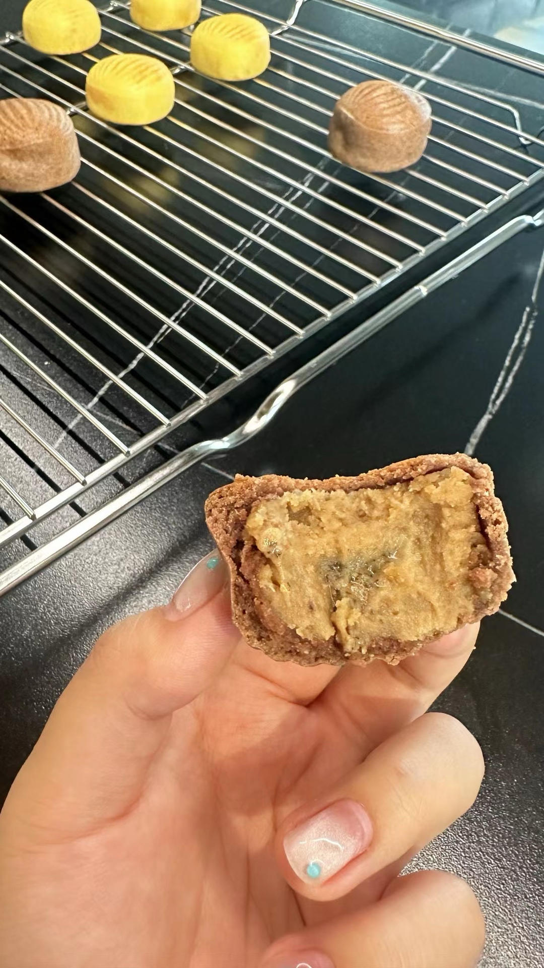 可可流心栗子酥