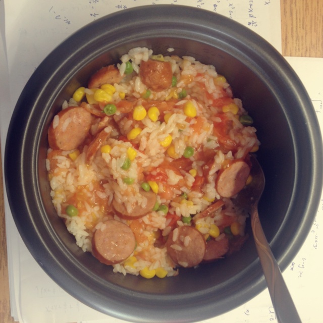 整个番茄饭加强版【两个番茄玉米饭】