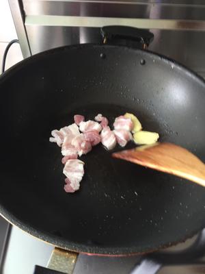 干锅蔬菜的做法 步骤3