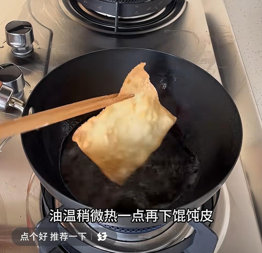 早餐煎饼果子的做法 步骤9