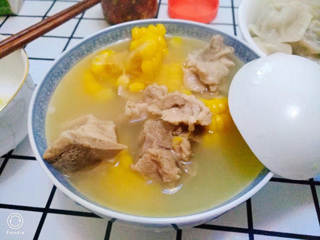 电饭煲-玉米炖排骨