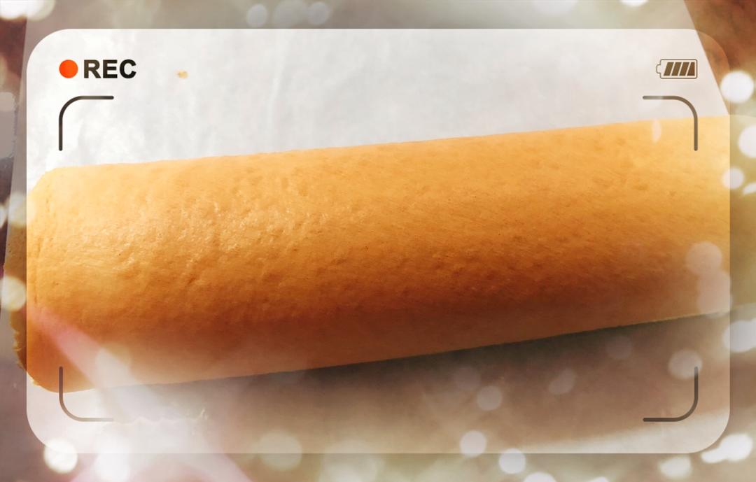 《Tinrry下午茶》教你做基础原味蛋糕卷