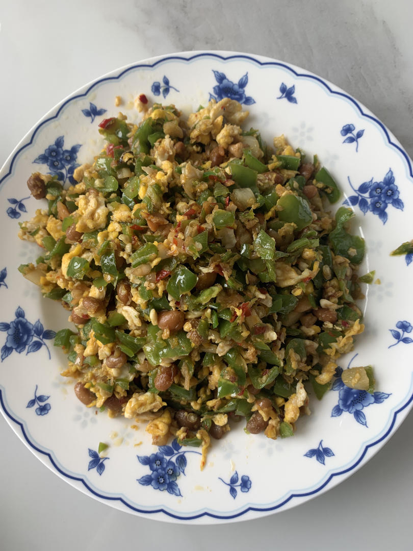 腊八豆炒鸡蛋