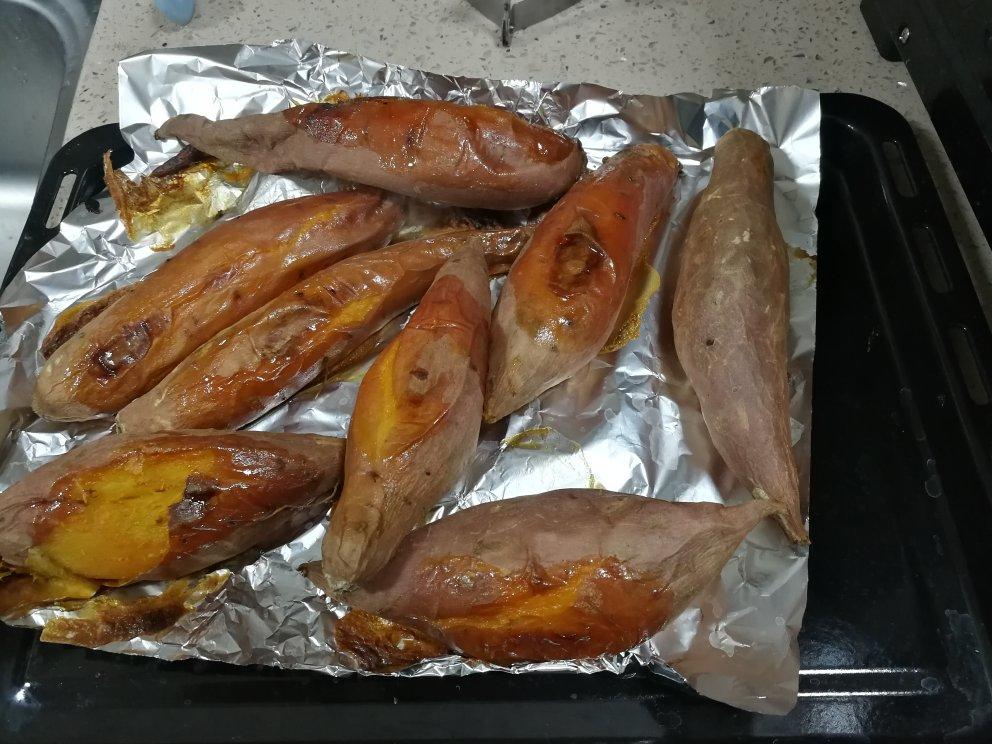 烤地瓜（烤箱初试）