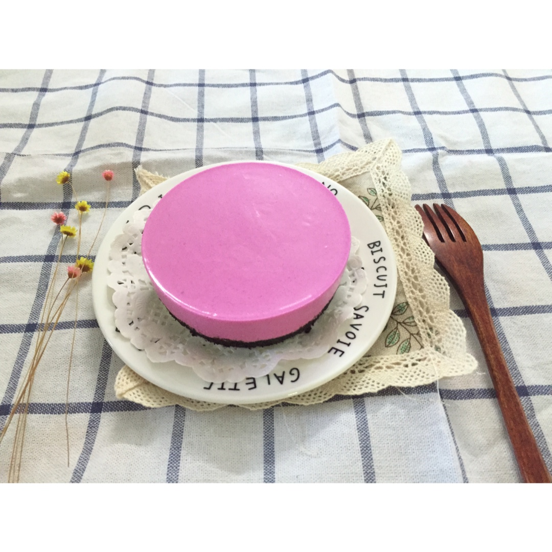 火龙果慕斯（小蛋糕）