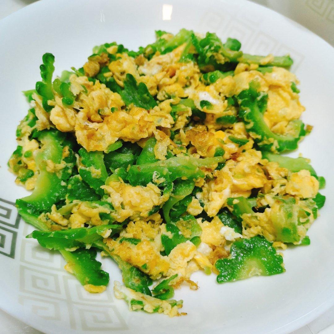 苦瓜炒鸡蛋