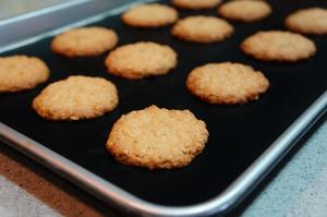 紫米山药燕麦脆饼的做法 步骤7