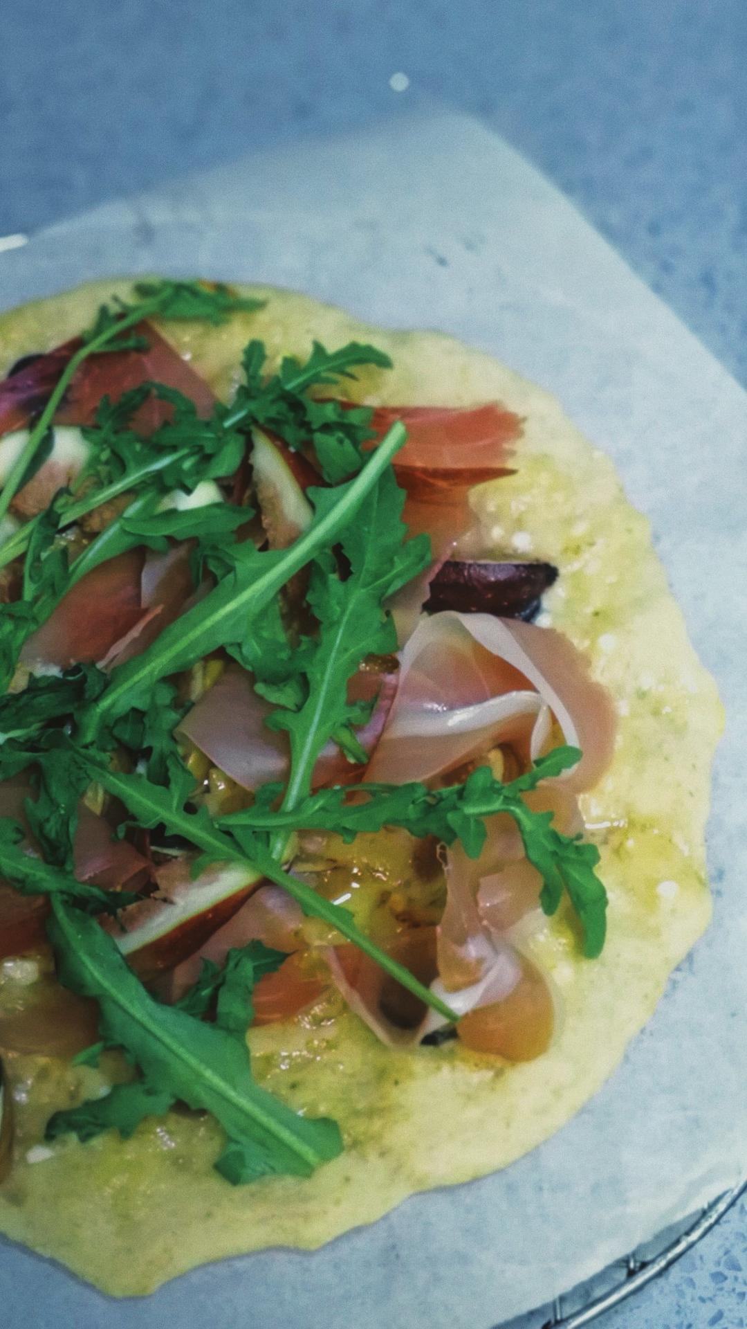 黑麦天然酵种无花果火腿薄底披萨（附干酵母版做法）