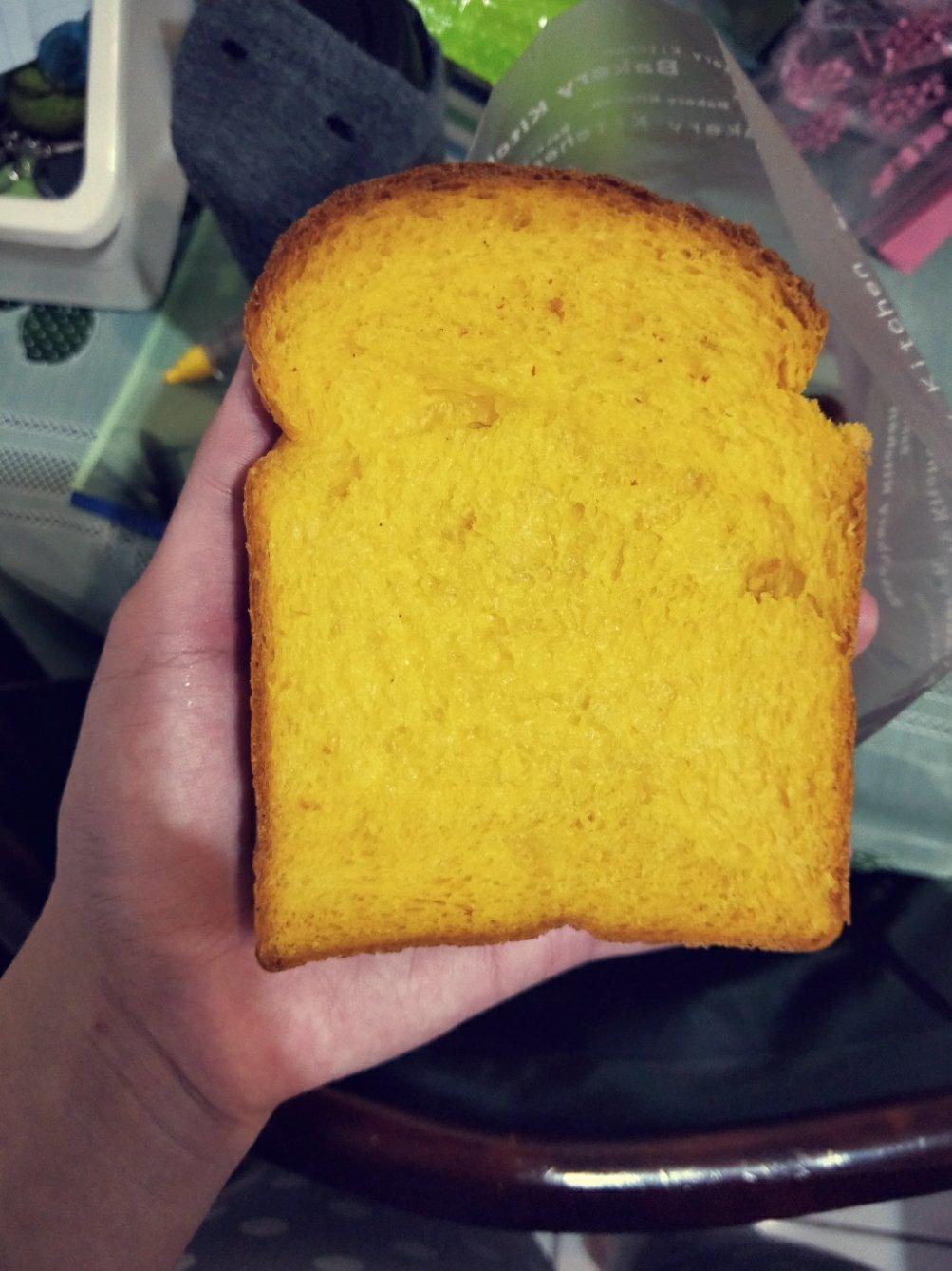 南瓜吐司（南瓜小餐包)