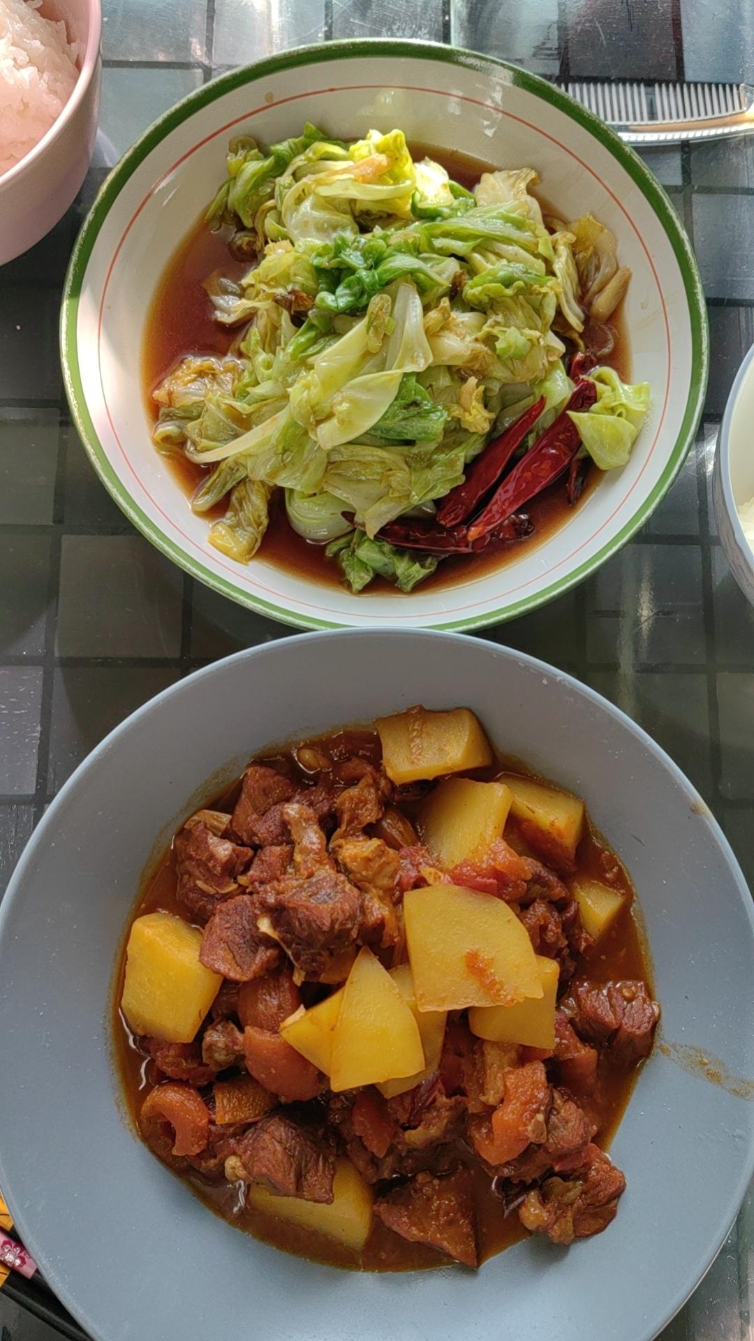 番茄炖牛腩