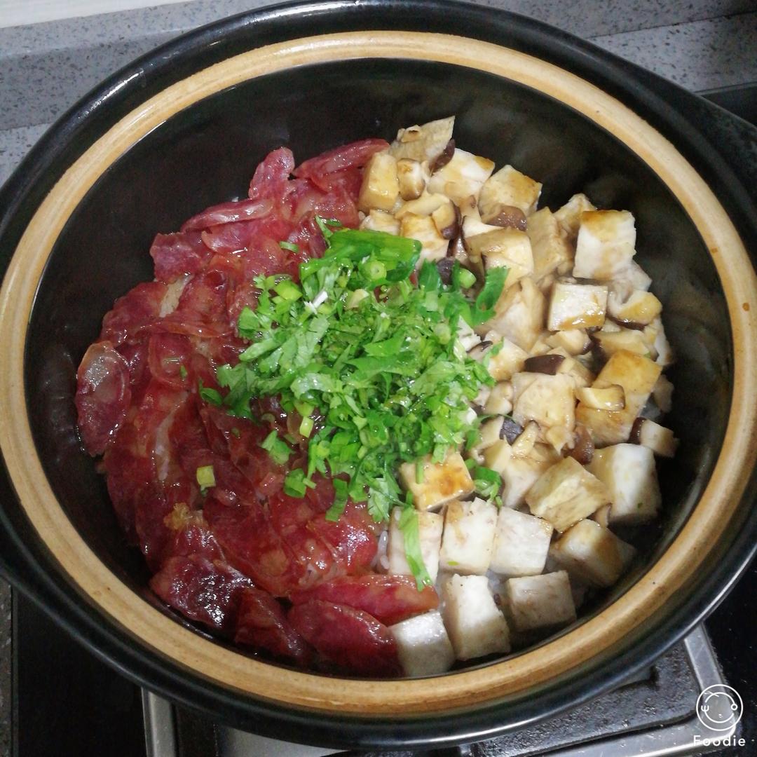 腊味煲仔饭｜美食台