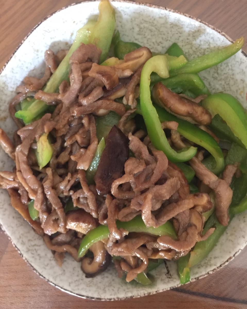 香菇炒肉，超级下饭哦