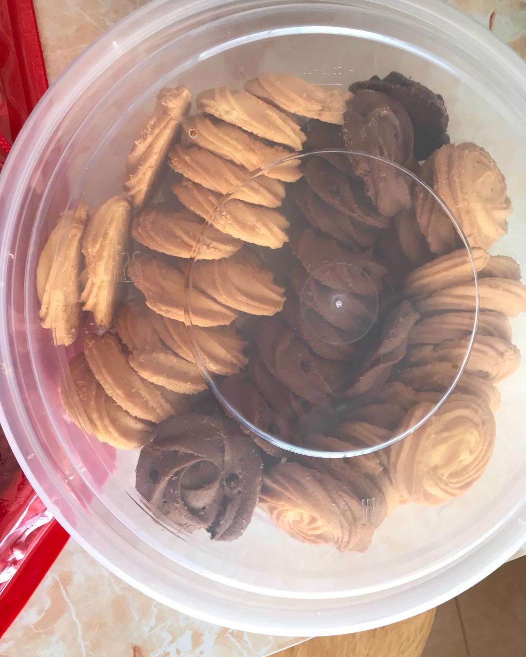 挤花毫无压力的巧克力曲奇