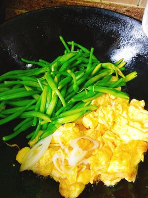 鲜黄花炒鸡蛋的做法 步骤9