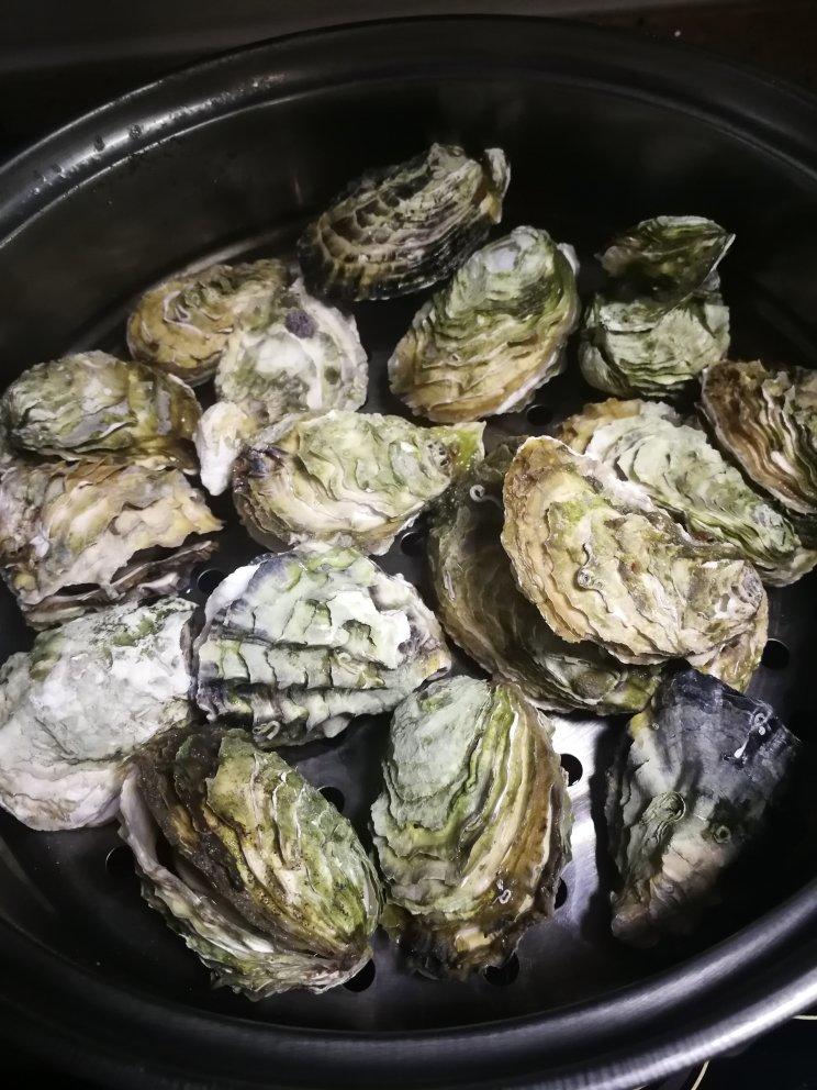 吃生蚝原味才是最鲜的