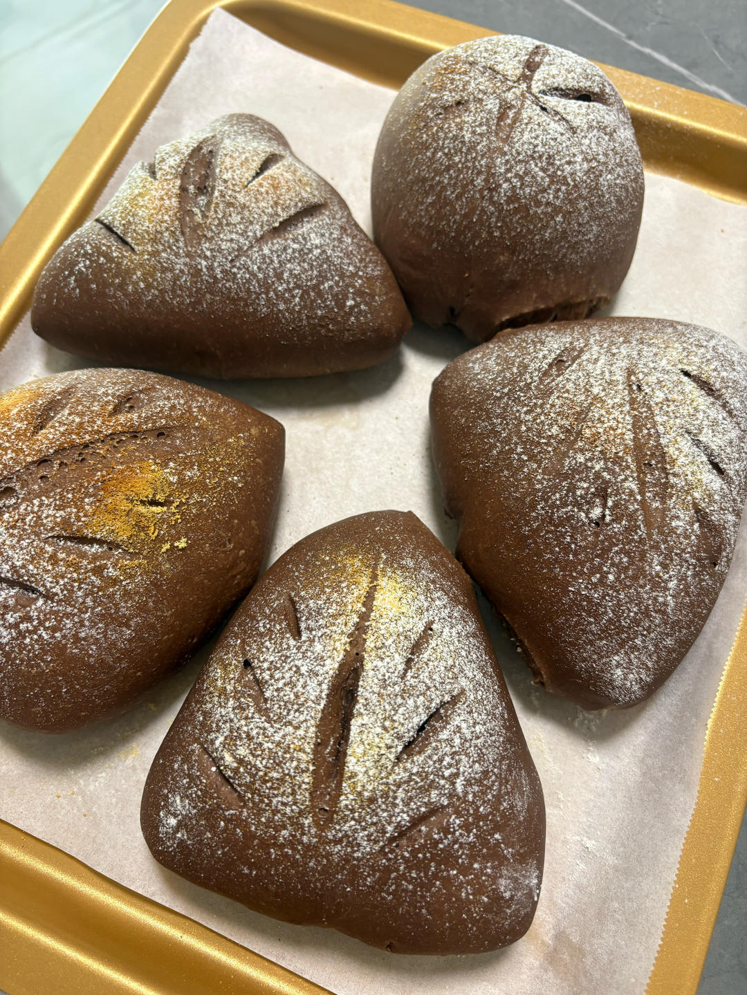 巧克力坚果乳酪软欧包🍞满满乳酪坚果果干馅料🍒明日早餐