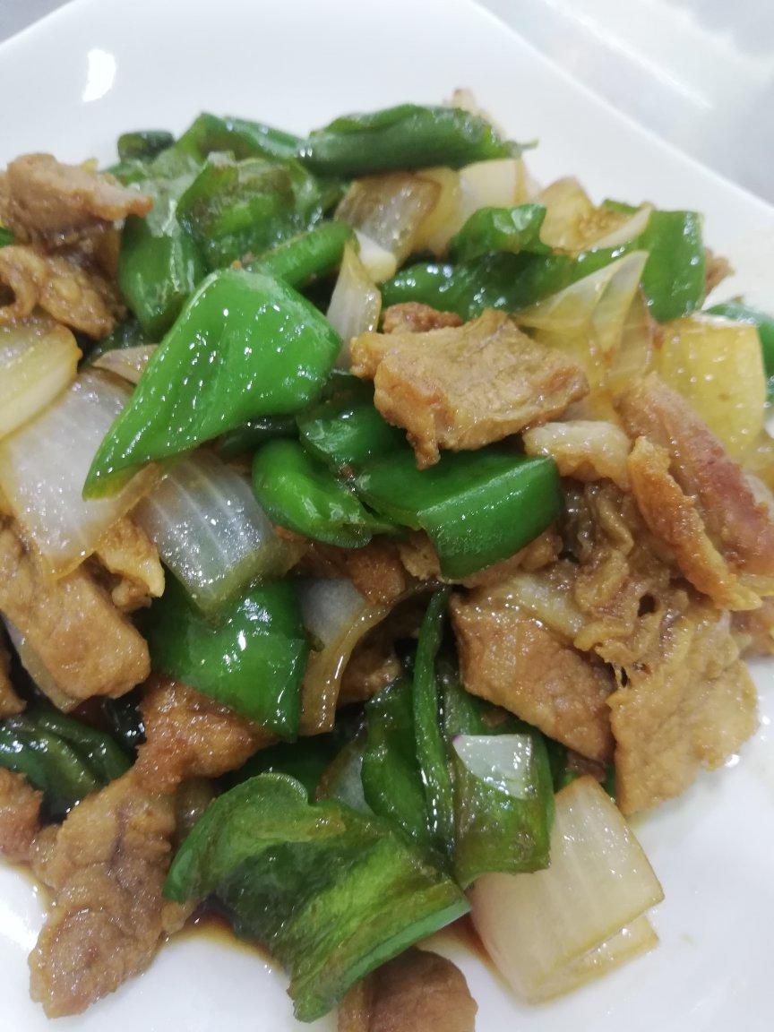 家常小炒肉(洋葱青椒五花肉)