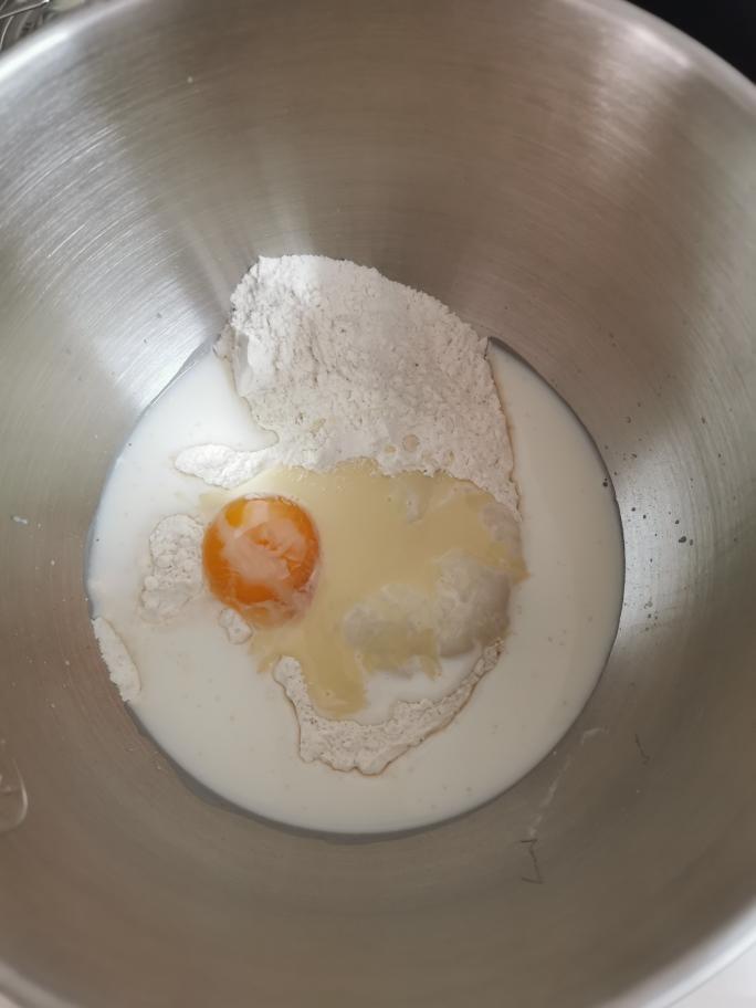 纯奶手撕吐司的做法 步骤1