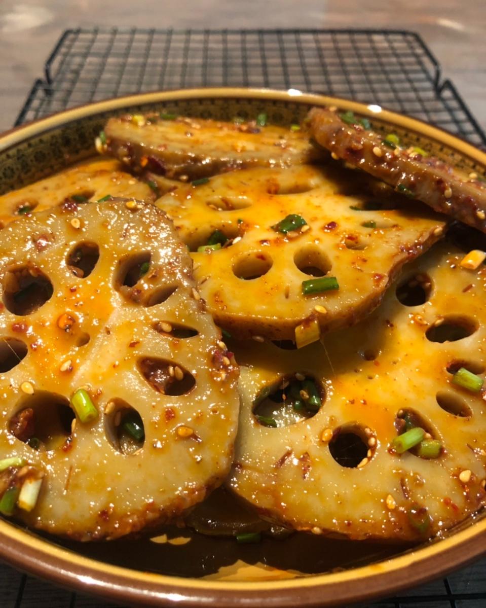轩妈厨味做的麻辣藕