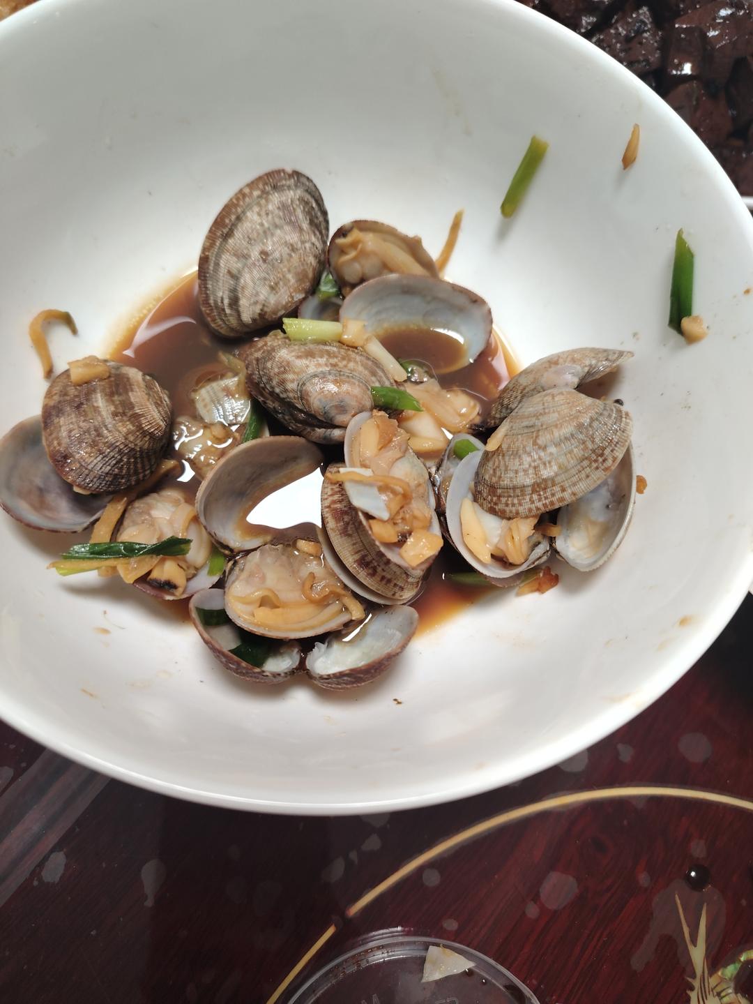 爆炒花甲（保留鲜味，不焯水的做法）