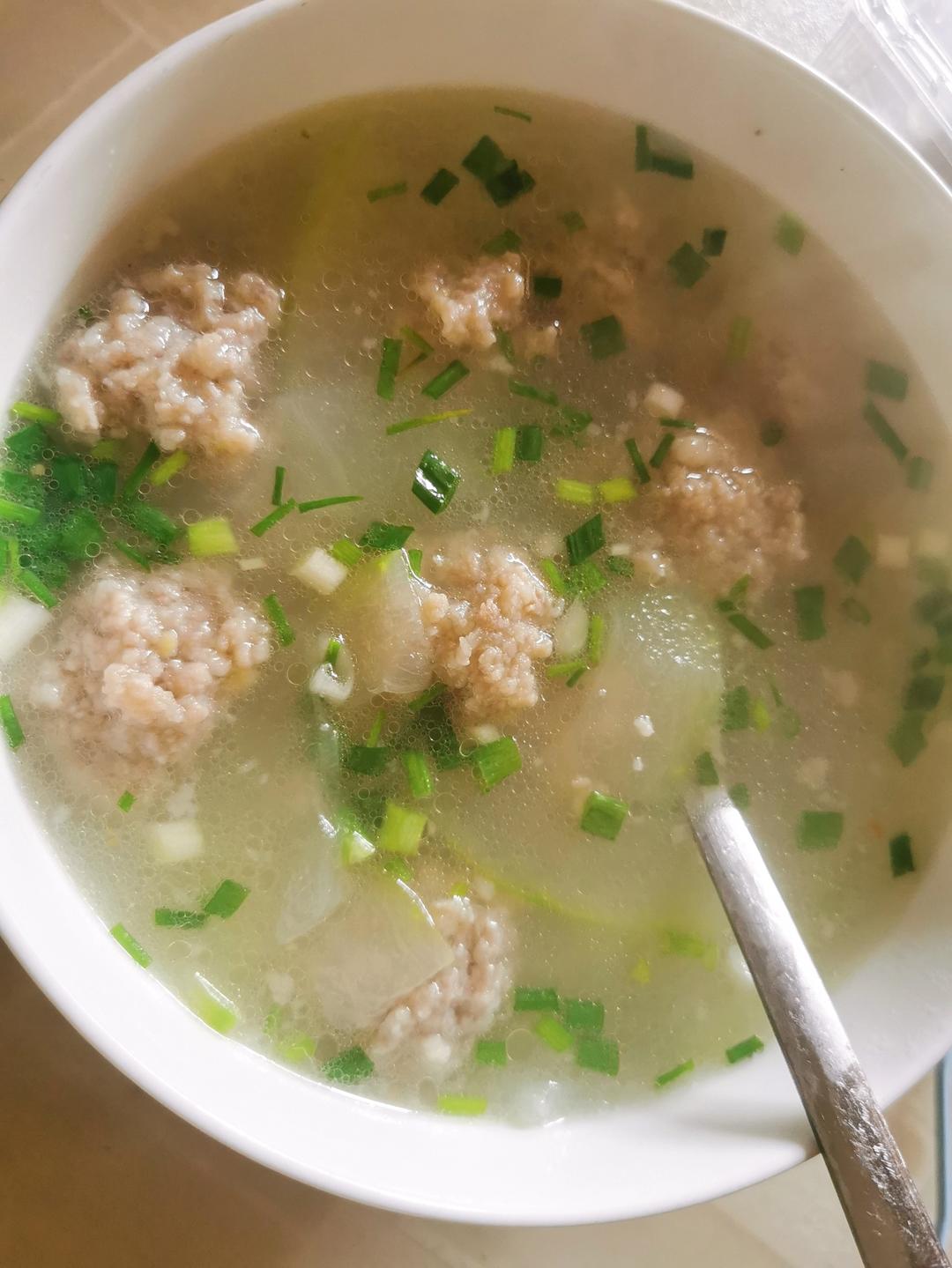 鲜得眉毛掉下来的「肉丸子冬瓜汤」