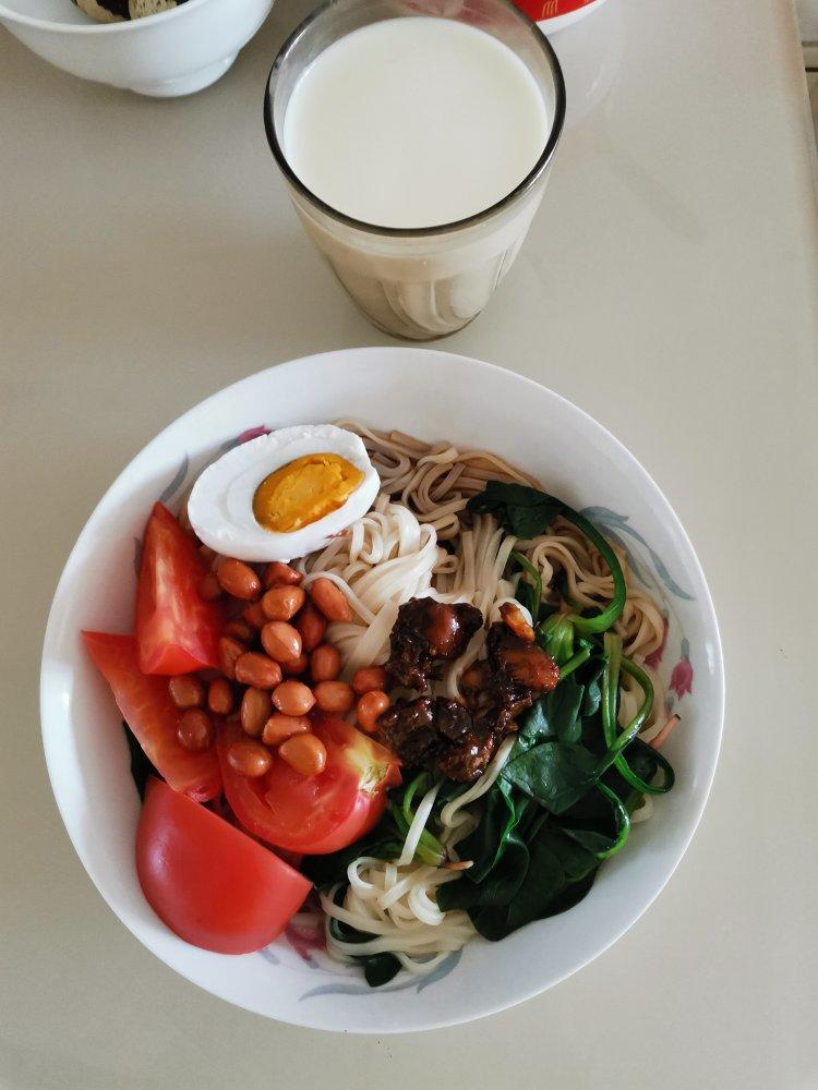 夏日快手凉拌面