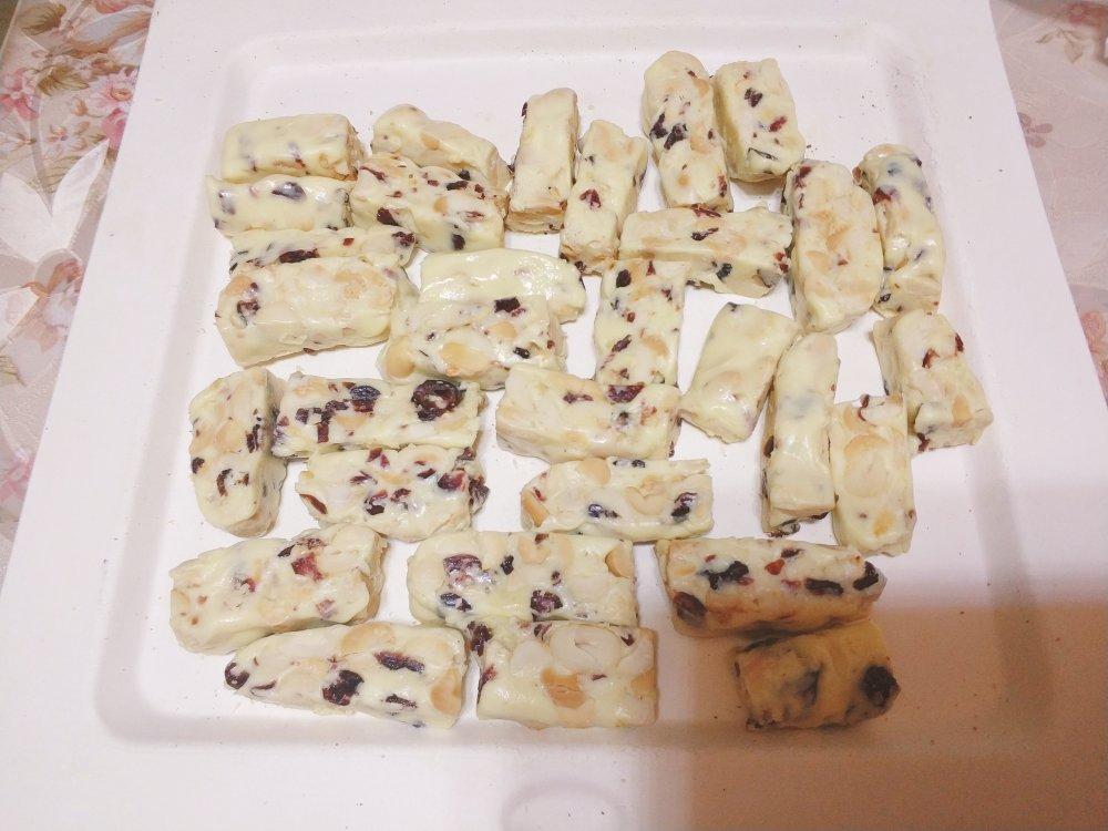 超详细TIPS—自制超美味牛轧糖（熬糖版），秒杀棉花糖版