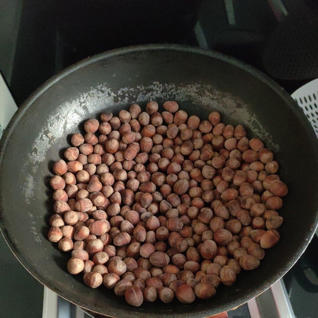 超简单的土法炒榛子🌰