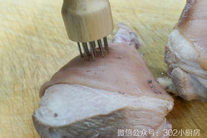 【0542】中式脆皮烤肘子  <302小厨房>的做法 步骤15