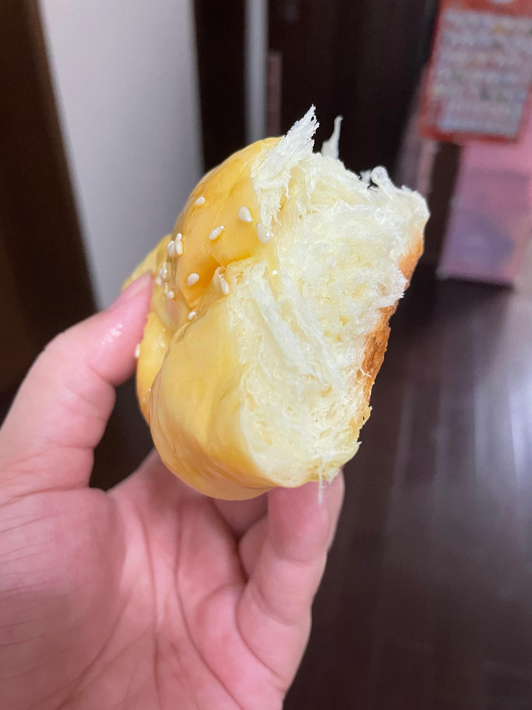 超级拉丝的牛奶面包