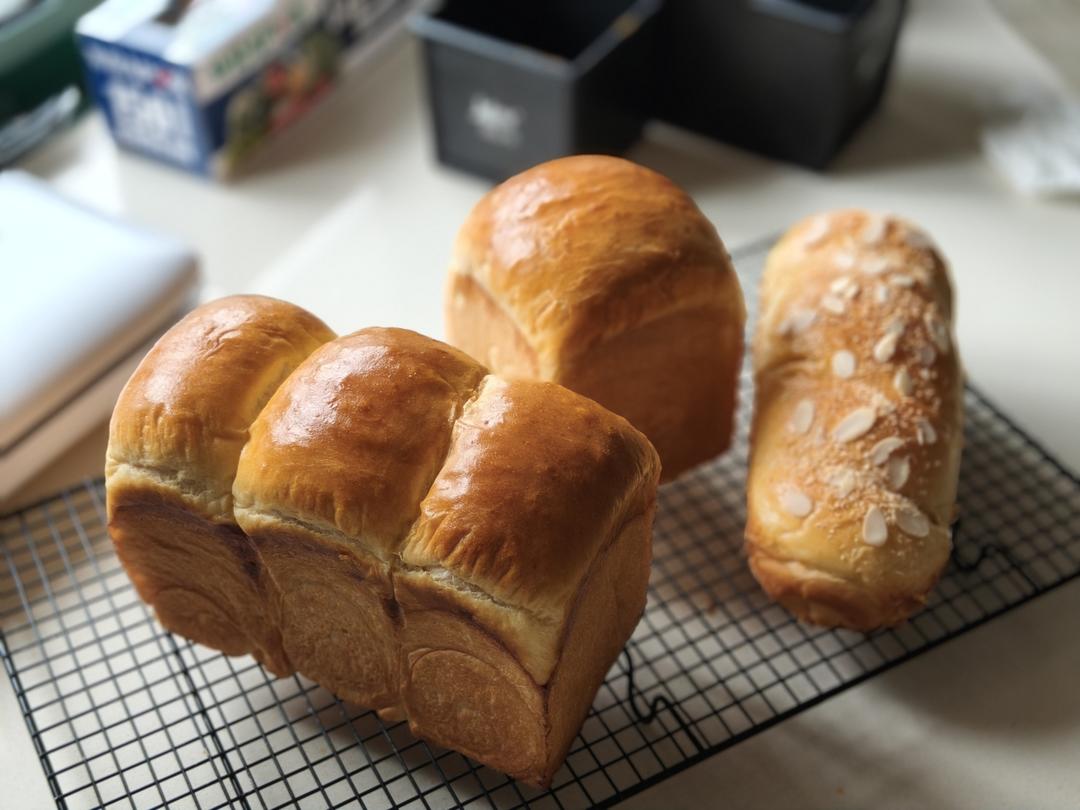 奶香纯粹的重料淡奶油吐司