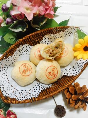 渣渣掉满地、唇齿留香的「酥皮鲜肉月饼🥮」低粉版！的做法 步骤34