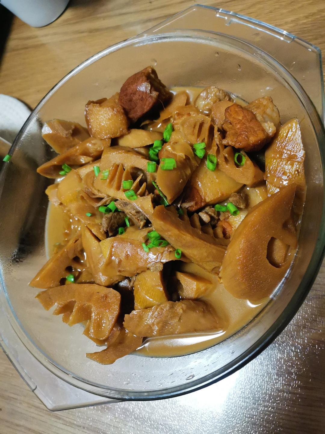 自制土笋冻_冻土笋的做法_土笋冻制作原料