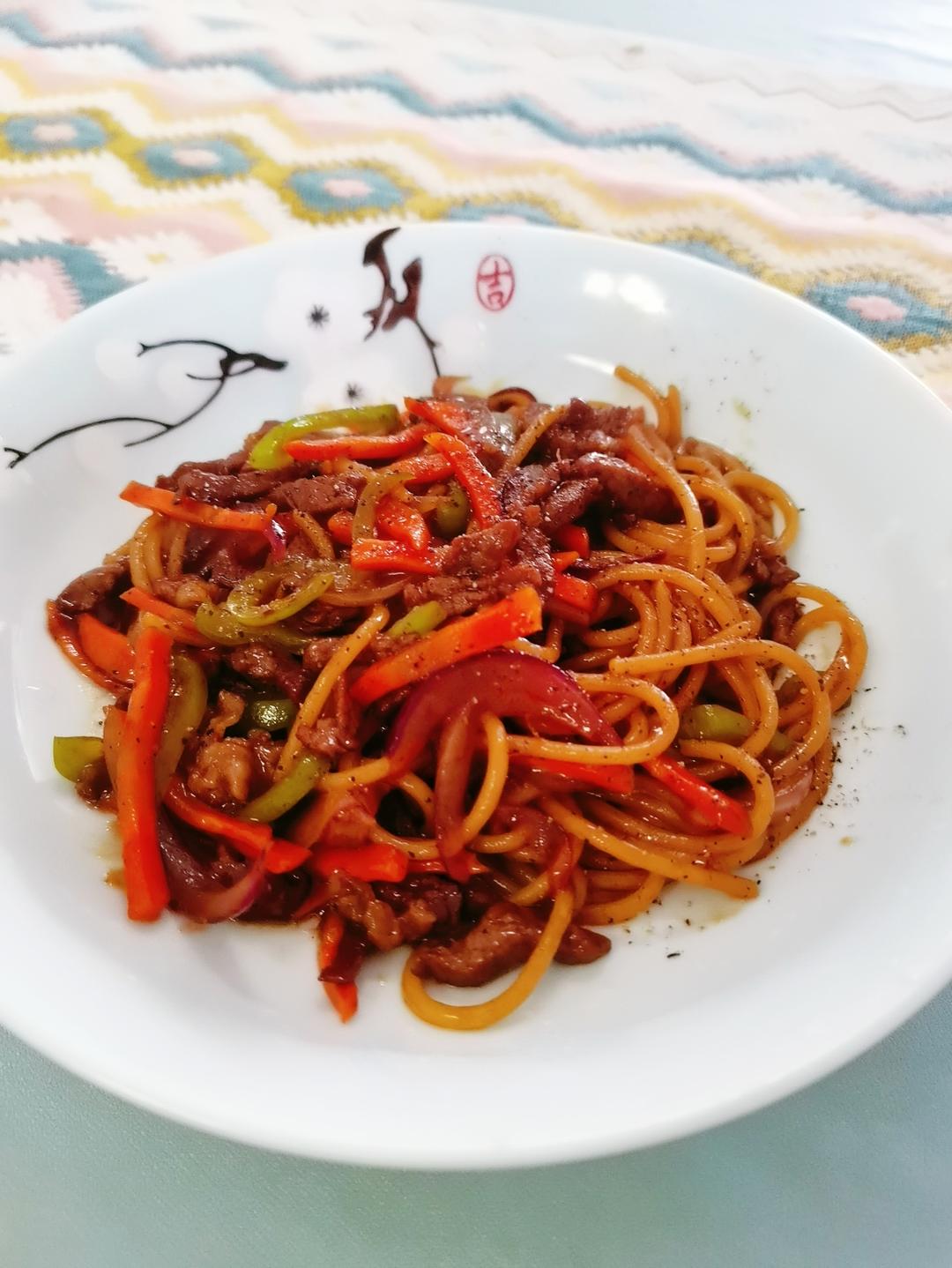 比餐厅好吃的黑椒牛柳意面🍝零失败简单教程