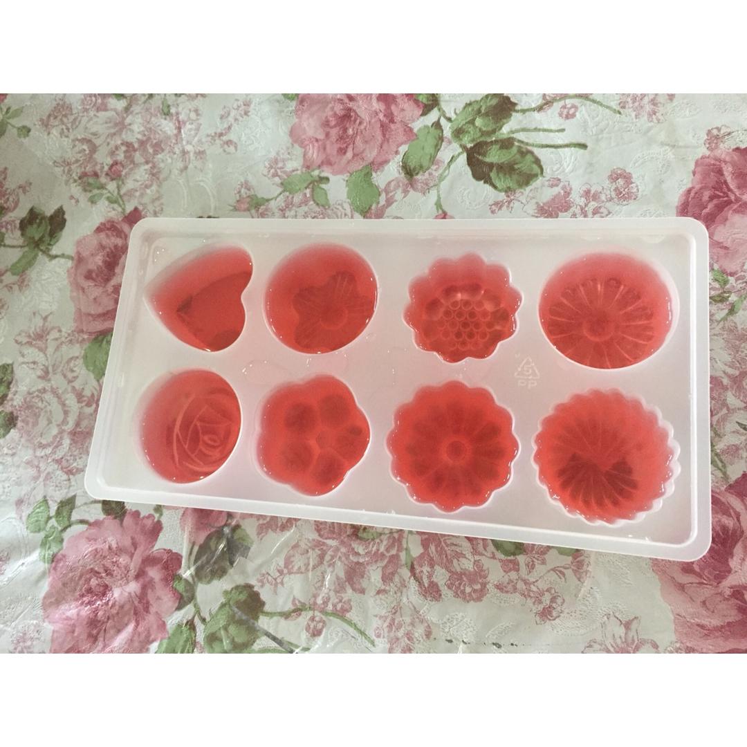 草莓果冻