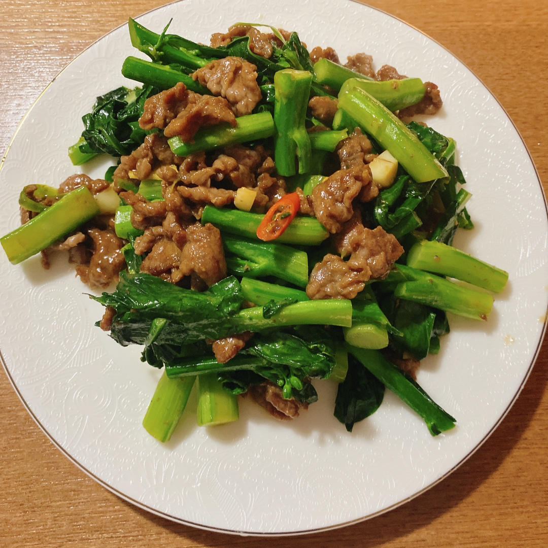 广式芥蓝炒牛肉（酒店版+家常版）