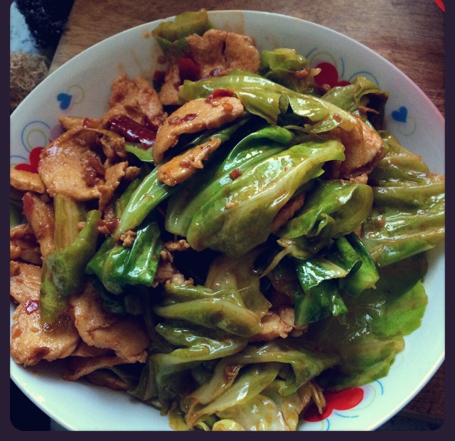 圆白菜炒肉片