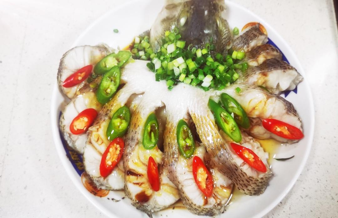 清蒸鲈鱼