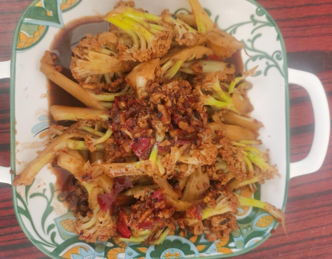 炒菜花的做法