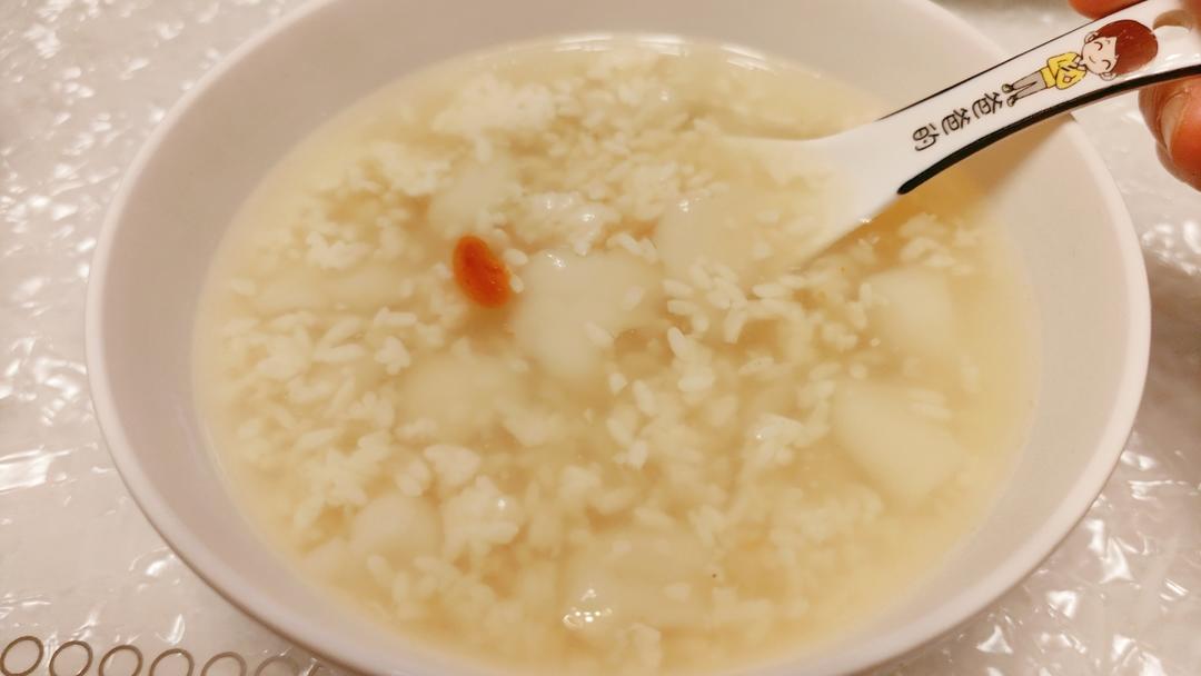 口感细腻的香甜酒酿小圆子