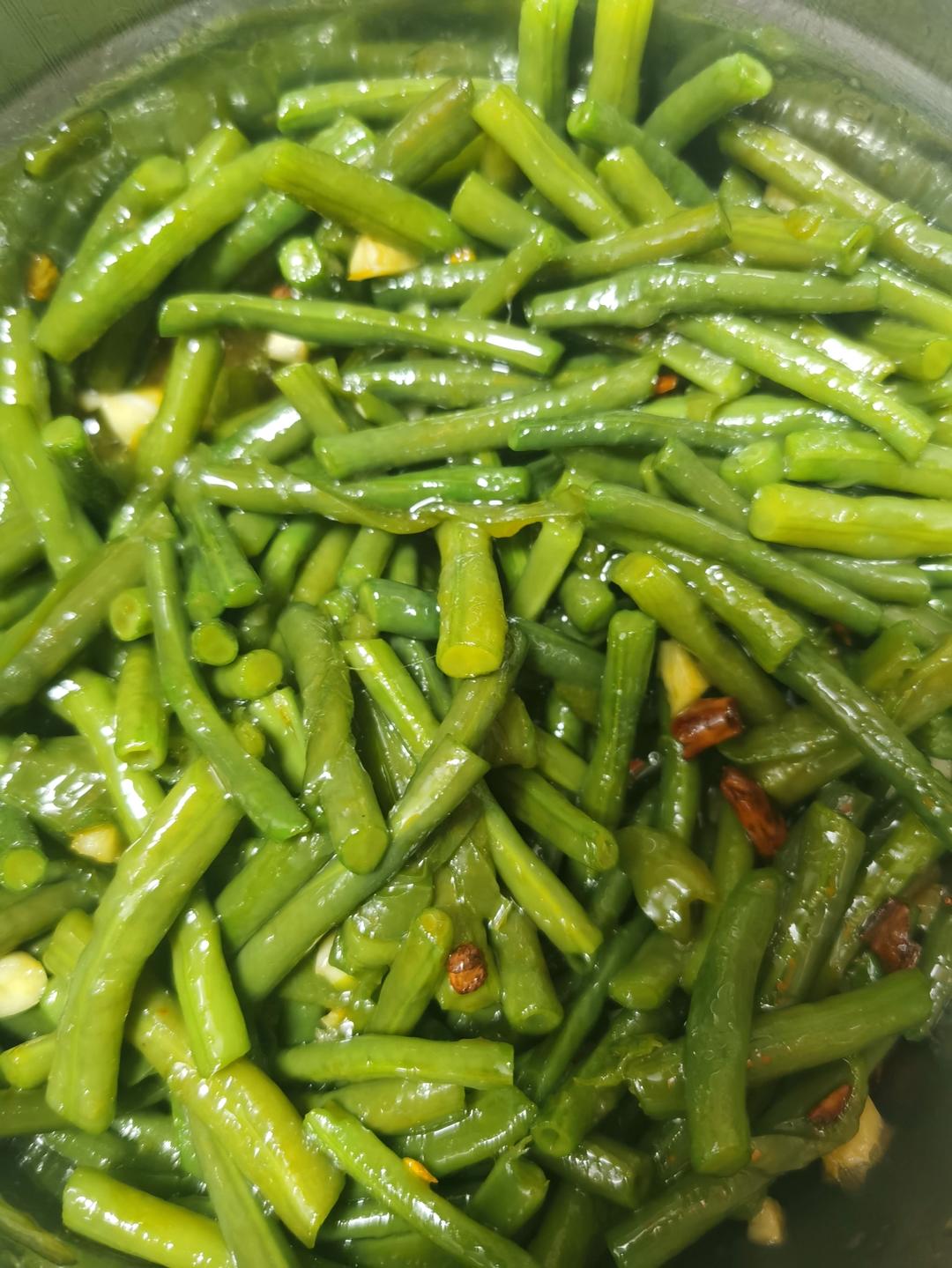 夏日爽口小拌菜～超级好吃的炝豇豆