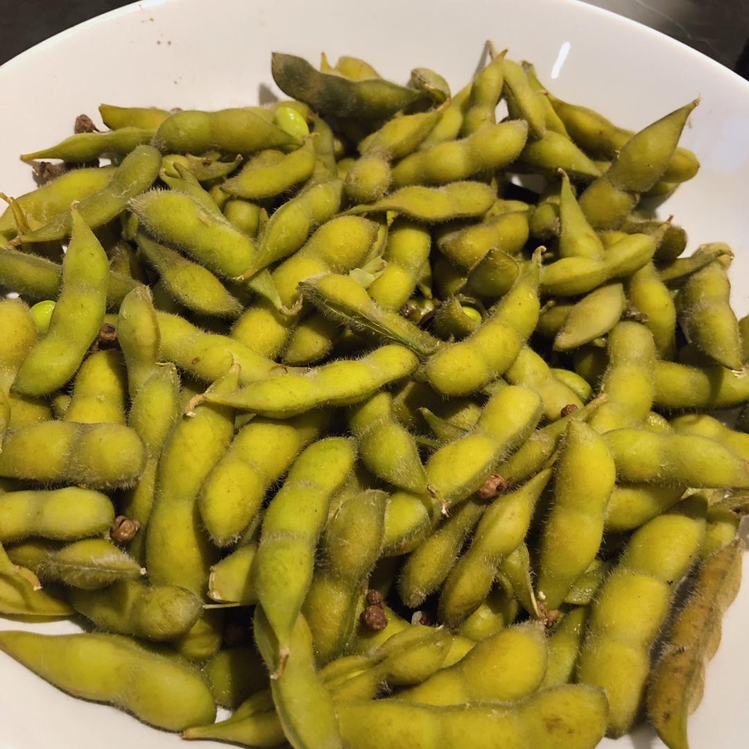 厨师长教你一道小吃：“盐水毛豆”的家常做法，好吃的停不下来