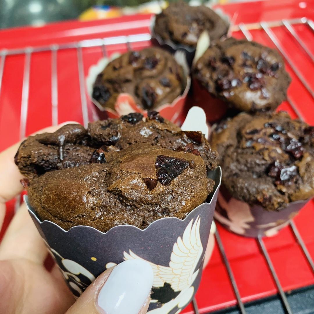 巨简单❗️超快速❗️巧克力玛芬蛋糕❗️好吃哭了