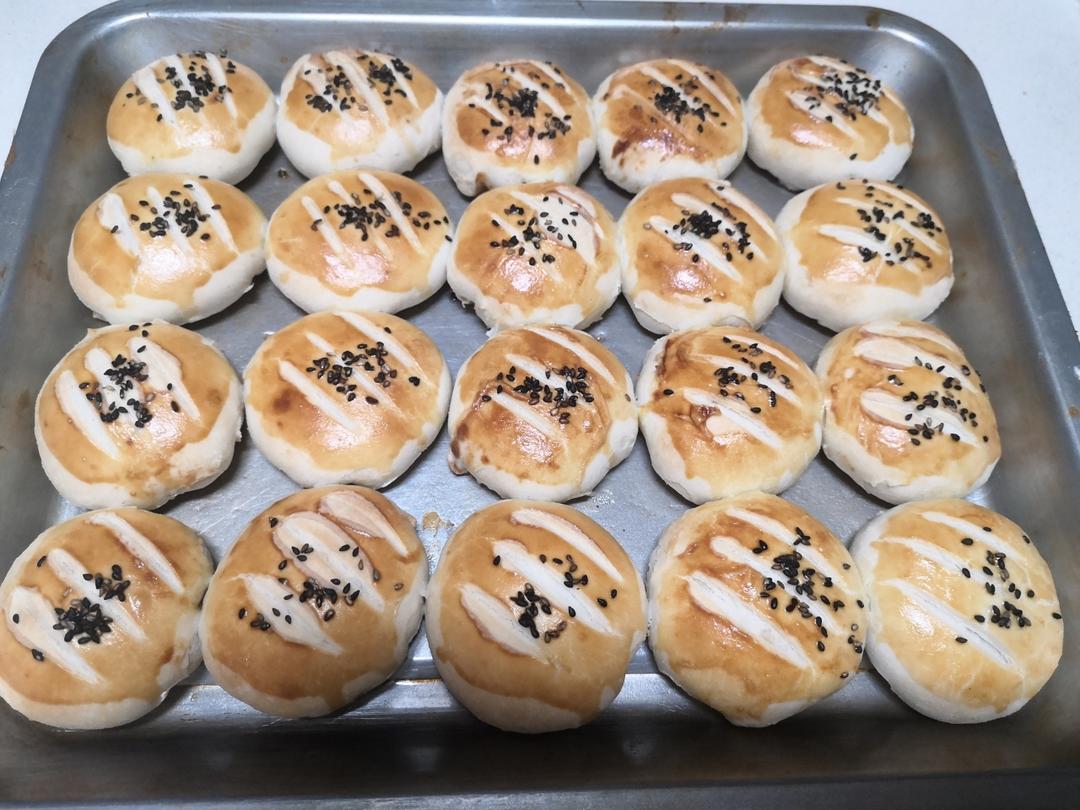 酥到掉渣的豆沙馅老婆饼