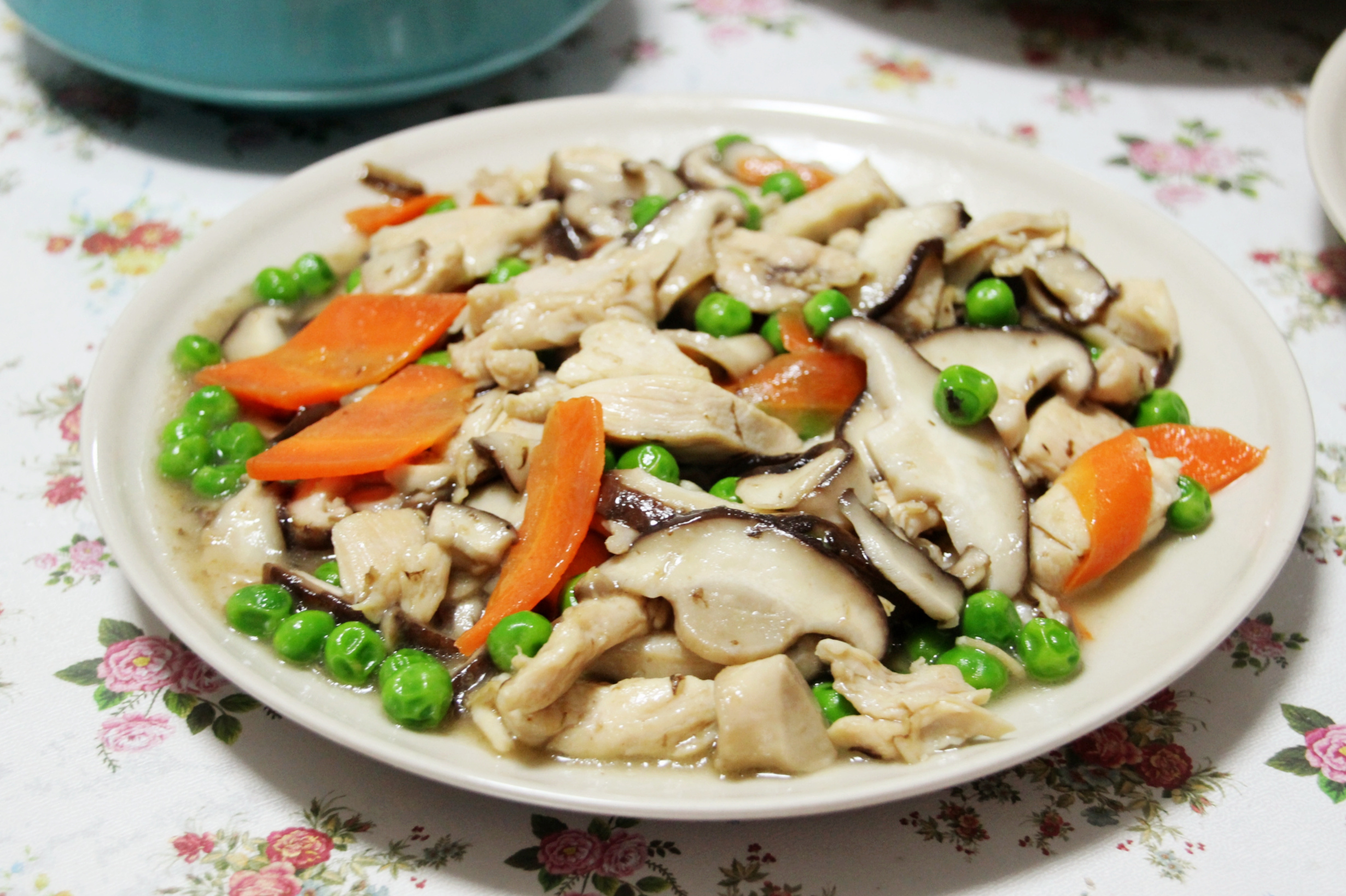 神经病出没做的香菇鸡片