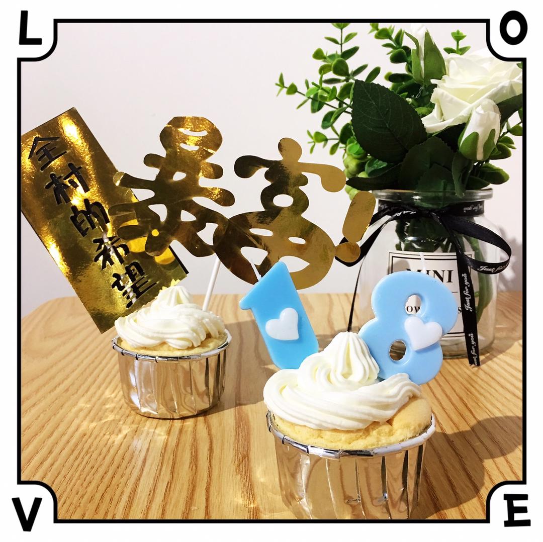 不回缩杯子蛋糕cupcake