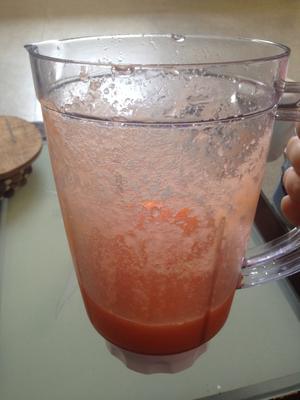 红萝卜苹果汁的做法 步骤1