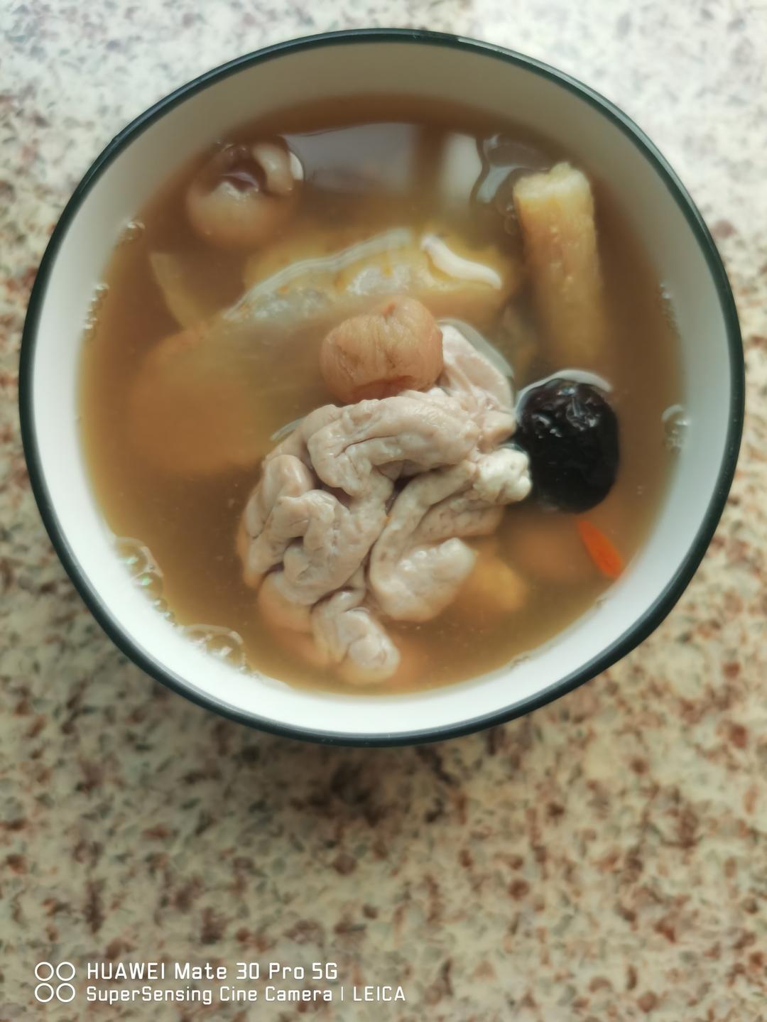 天麻当归炖猪脑